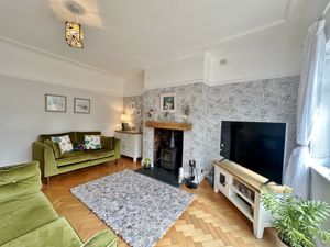 Photo 9- click for photo gallery